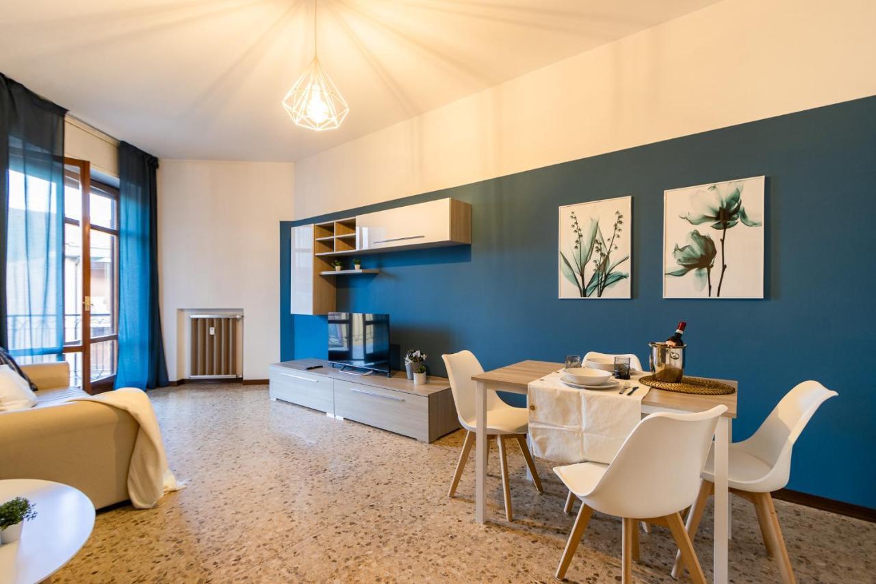 Blue Wave Apartment Arona - Lago Maggiore Zewnętrze zdjęcie