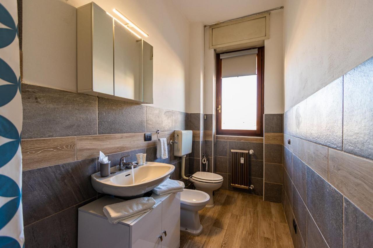 Blue Wave Apartment Arona - Lago Maggiore Zewnętrze zdjęcie